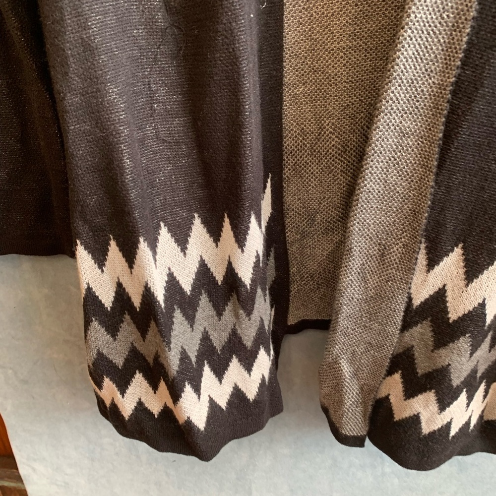 By‎ Design NWT Black, White and Gray Women’s Sweater Size Large - Picture 5 of 7